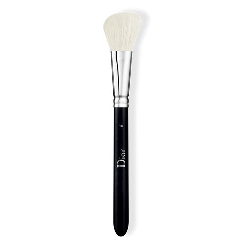 dior backstage blush brush n 16 makeup brush